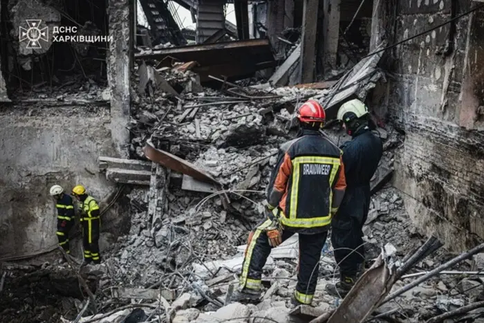 12 Tage der Bekämpfung von Feuer. Das Feuer nach dem Angriff der RF in Charkiw wurde gelöscht