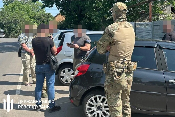 Ein Odesit organisierte den Diebstahl von 6 Millionen UHR bei der Lieferung von Lebensmitteln für die Streitkräfte der Ukraine