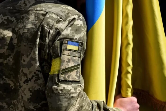 Only a fifth of military personnel are fighting on the front line. The MP proposes a solution