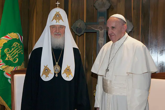 Der römisch-katholische Bischof kritisierte Ukrainer, die die Antikriegsanstrengungen von Papst Franziskus unterschätzten