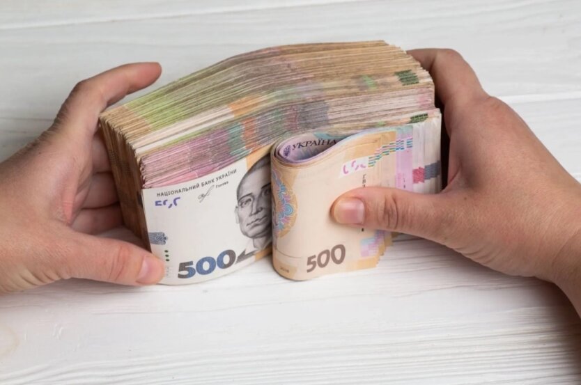 Pension Worth a Quarter Million: PFC Shows the Richest Pensioner in Ukraine