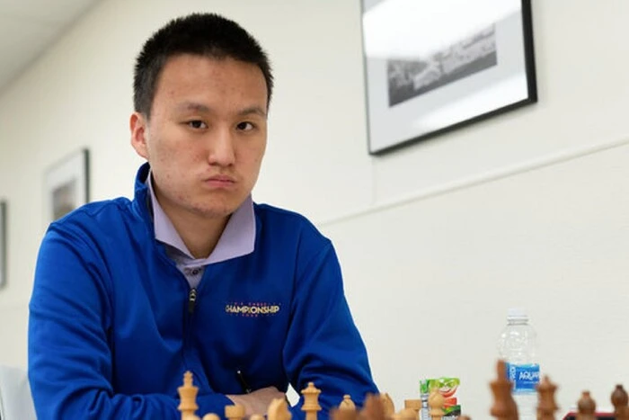 FIDE hat den 18-jährigen amerikanischen Schachspieler vorübergehend wegen Belästigung suspendiert