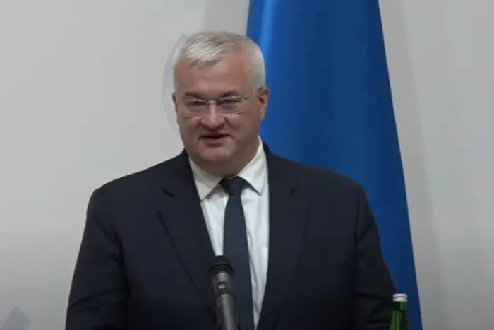 What part of the army's weapon needs can Ukraine meet: Sibiha's response