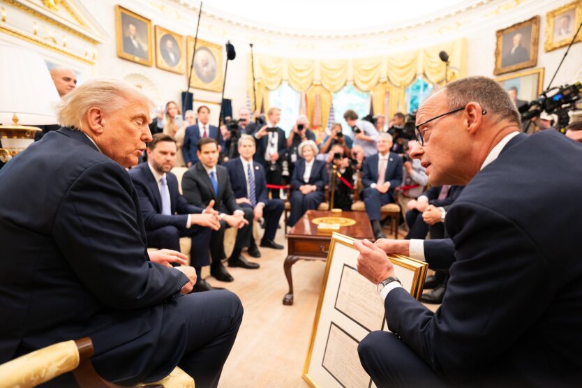 Merz otrzymał od Trumpa zapewnienia dotyczące NATO, ale zwrócił uwagę na niedocenianie zagrożenia ze strony Rosji w USA