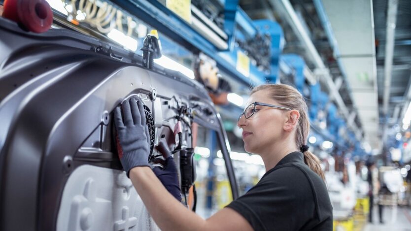 Ukraińcom w Czechach ułatwiono poszukiwanie pracy: pojawił się przydatny przewodnik