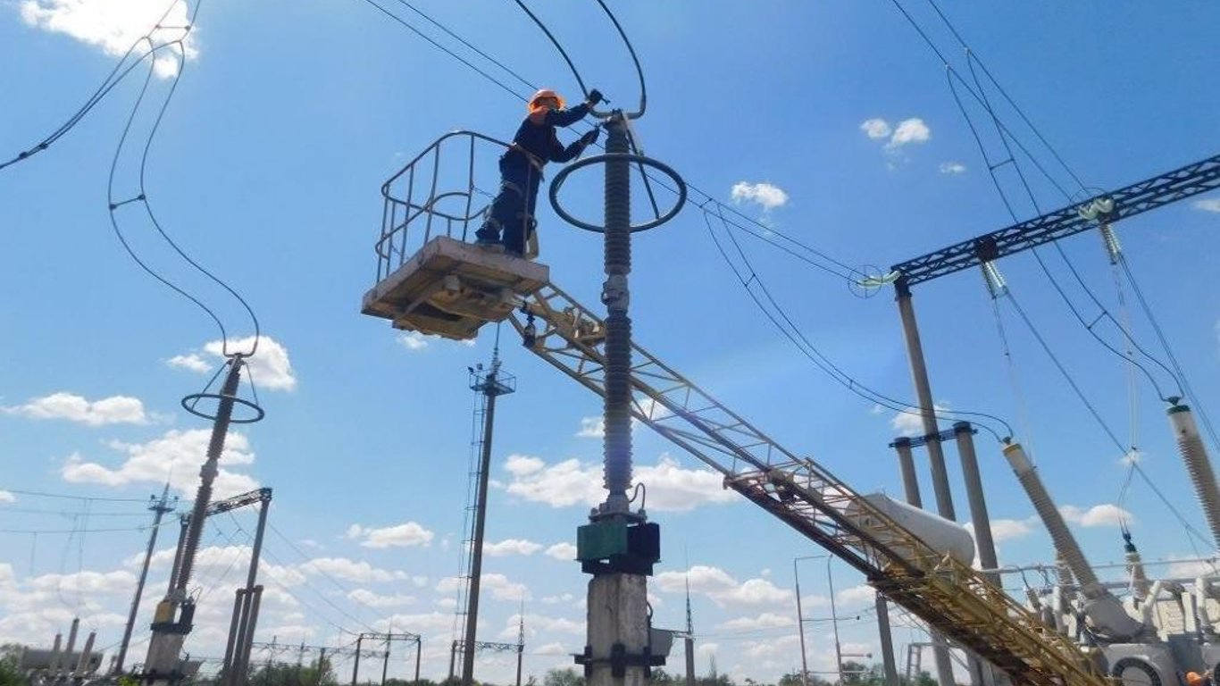 Experte erklärt, wie verwundbar das Energiesystem der Ukraine jetzt ist