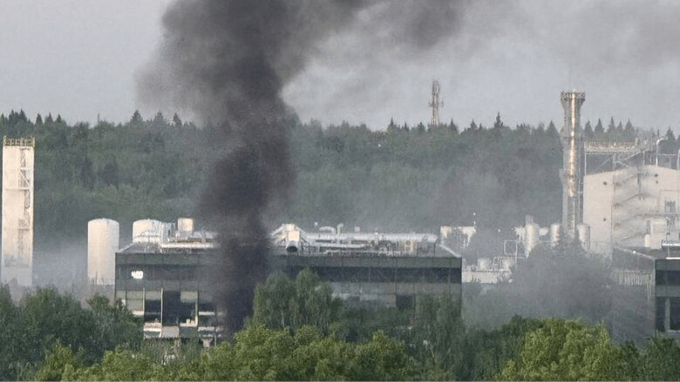 У Московській області лунали вибухи — в РФ заявили про атаку БпЛА
