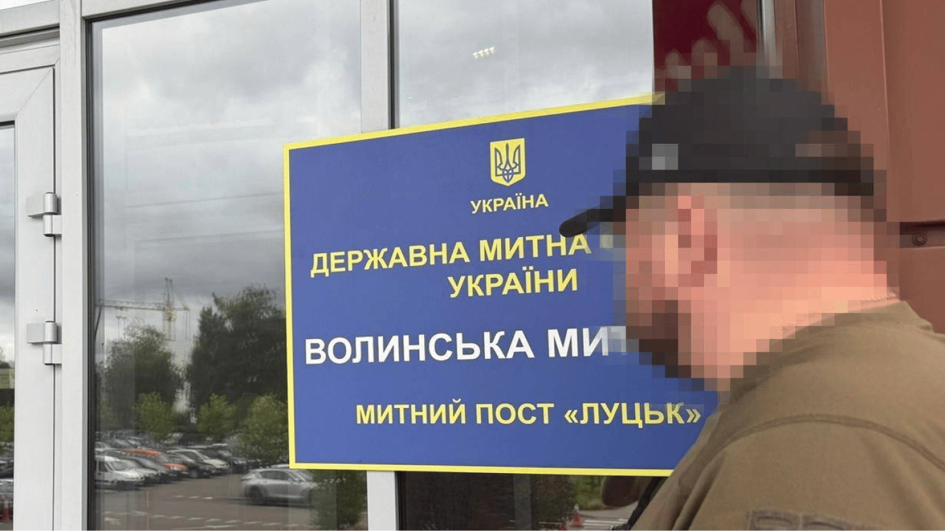 SBU und OGP führen Durchsuchungen an den Zollstellen in drei Regionen durch