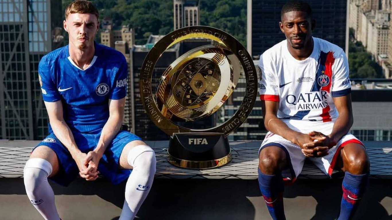 Palmer and Dembele risked their lives for a stunning photo