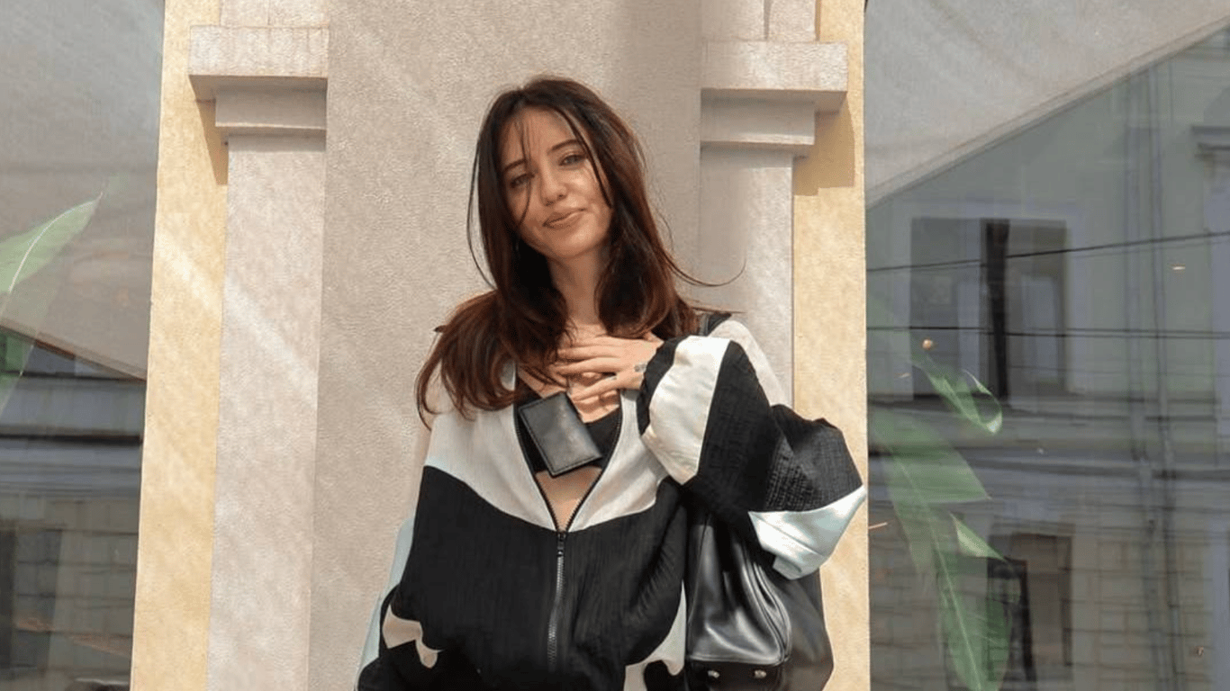 Nadia Dorofiejeva zadała trend — wszyscy chcą tej spódnicy