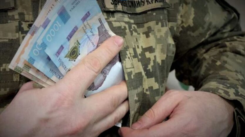 Nie tylko wynagrodzenie: jakie wypłaty i bonusy mogą otrzymać żołnierze od 1 maja