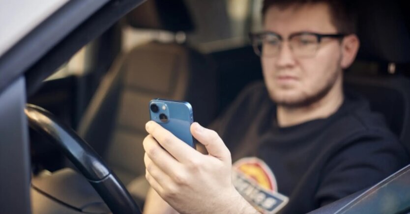 Fahrer können den Fahrzeugschein online ersetzen: neue Dienstleistung in der App 'Diia'