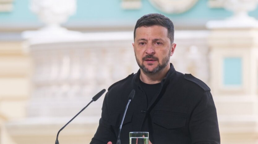 Зеленский высказался о операции 'Паутинка', помощи Запада и планах Путина на лето